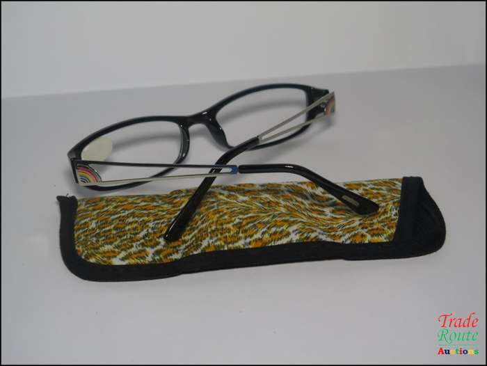 X-TRA VISION Fashion Reading Glasses - with matching case  [ +2.00 ]