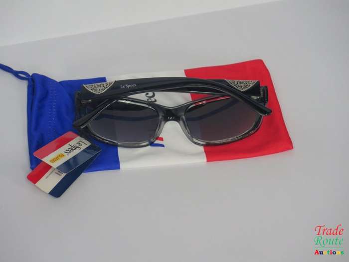 Le Specs Polarized Sunglass - with Pouch
