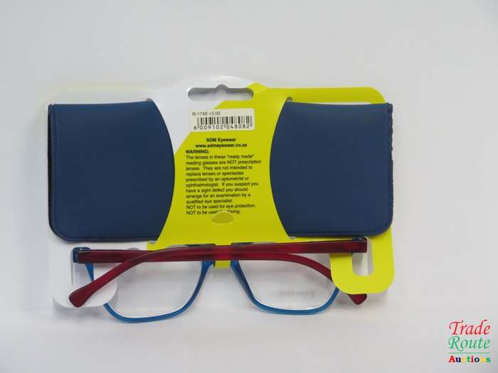 X-TRA VISION Fashion Reading Glasses - with matching case +3.00