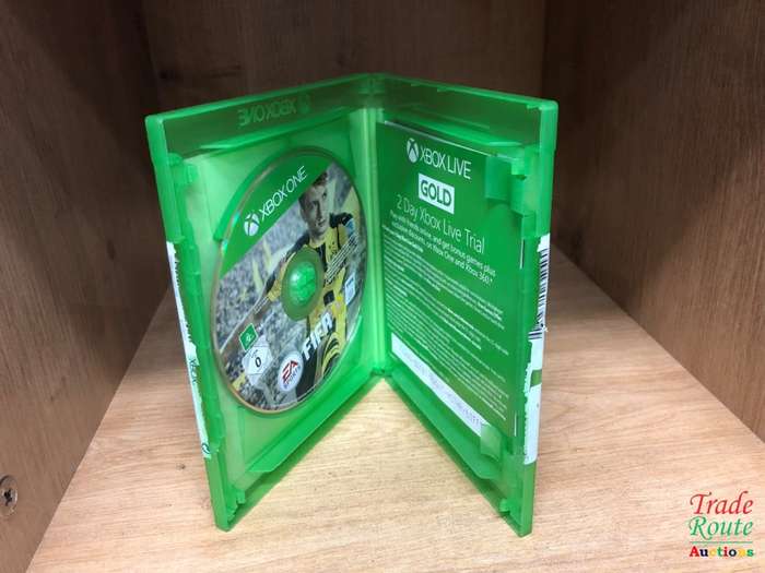 FIFA17  (Xbox One Game)