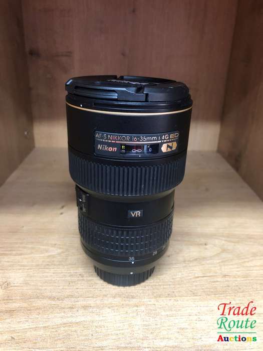 Nikon AF-S FX NIKKOR 16-35mm f/4G ED VR Zoom Lens with Auto Focus