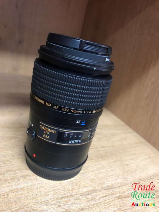 Tamron 272E Di SP 90mm f/2.8 Macro 1:1 AF Di Lens for CANON DSLR Cameras