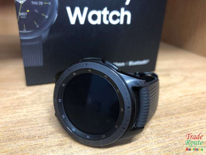 Samsung Galaxy Watch (42mm) Smartwatch (Bluetooth) Android/iOS Compatible -SM-R810