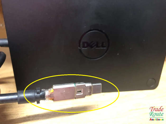 Dell business dock WD15 - Docking Station - [NO POWER ADAPTER] K17A USB-C K17A001