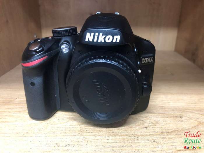 Nikon D3200 24.2 MP CMOS Digital SLR CAMERA - BODY ONLY