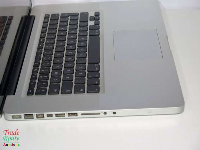 Apple MacBook Pro 15.4-inch | Core i7 2.0GHz | 6GB RAM | 500GB HDD
