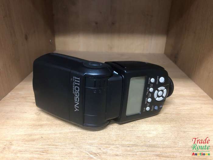 Yongnuo YN560-III Flash Speedlite