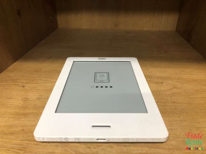 Kobo Touch N905-KBO-W - PEARL WHITE IN BOX