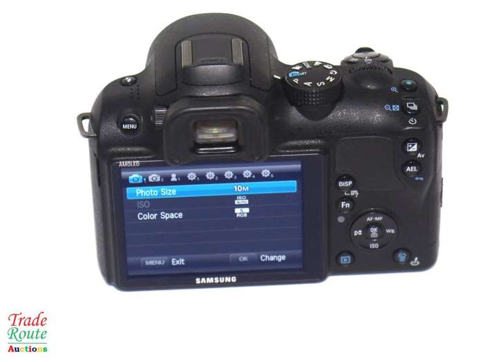 Samsung NX10 Digital System Camera Body only - Black (14.6MP)