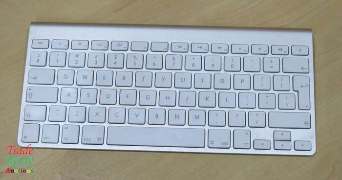 Apple Magic Keyboard A1314 - Wireless bluetooth Keyboard for Apple Imacs, Mac Minis & Macbooks
