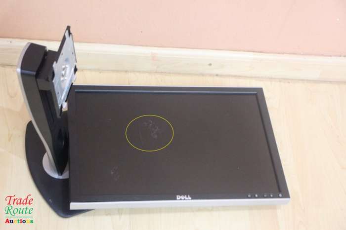Dell 2009WT 1680 x 1050 Resolution 20" WideScreen LCD Flat Panel Computer Monitor Display