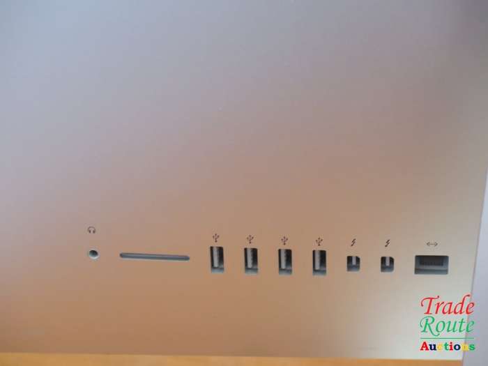 Apple iMAC | 21.5 INCH | Core i5 2.7GHz | 8GB RAM | 1TB HDD  * ULTRASLIM * Nvidia Geforce Graphics