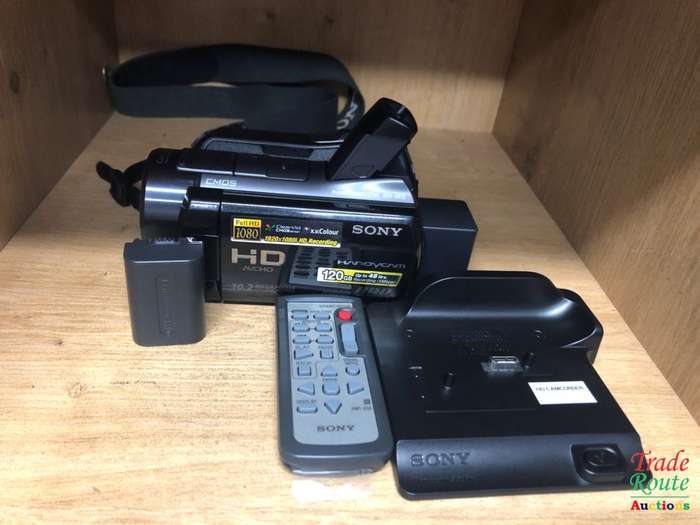 Sony HDR-SR12 120GB Hybrid HDD/Memory Stick FULL HD Camcorder Sony HDR-SR12 120GB Hybrid HDD/Memory