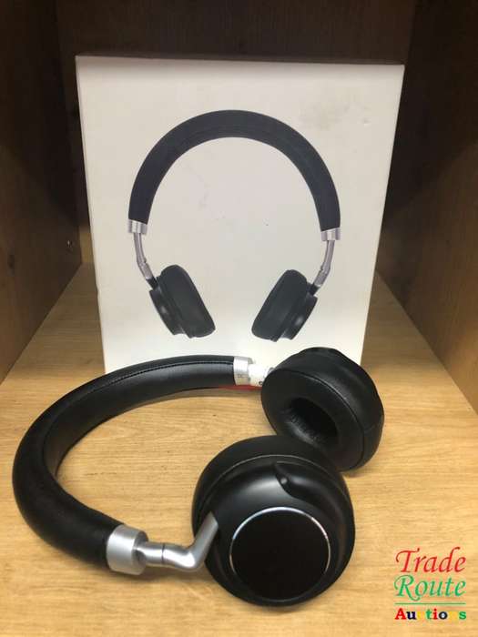 H-001 Wireless Bluetooth Headphones in Box