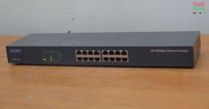 Planet Networking FNSW-1601 16-Port 10/100Mbps Ethernet Switch