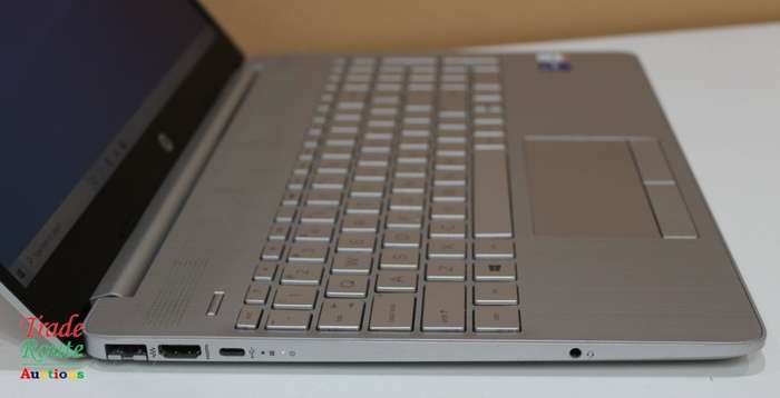 HP Laptop 15-dw3000ni i7-1165G7 11th Gen 8GB RAM 1TB HDD 15.6'' FHD Notebook