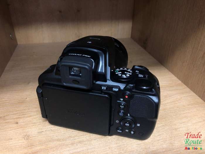 Nikon COOLPIX P900 Digital Camera, 83x Optical Zoom Full HD 1080/60p Video
