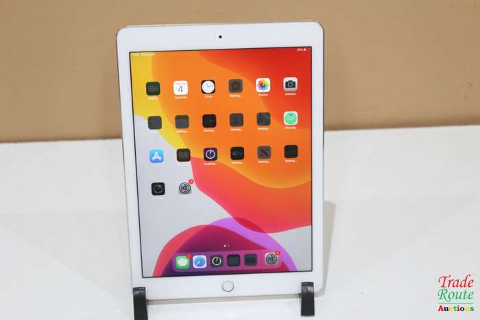 Apple iPad Pro 9.7` WiFi + Cellular 32GB - |MLPX2HC/A|