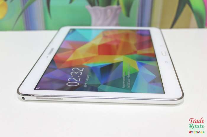 Samsung SM-T535 Galaxy Tab 4 10.1" Quad-Core Tablet with LTE (16GB)