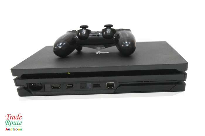Sony Playstation 4 Console Pro 1TB [cuh7116b] PS4 PRO + 1 Wireless Controller