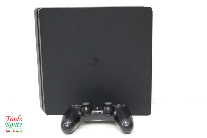 Sony PS4 PlayStation 4 SLIM console CUH-2216A - Jet Black  *** SONY PS4 ***