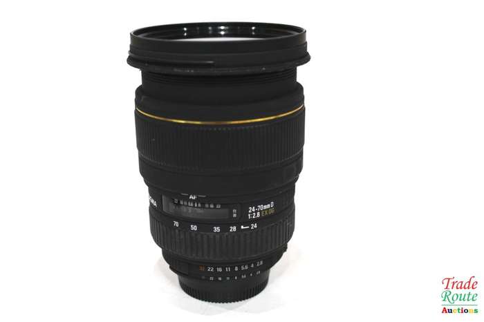 for Spares or Repair - Sigma Zoom 24-70mm 1: 2.8 EX DG MACRO Lens (NIKON MOUNT)