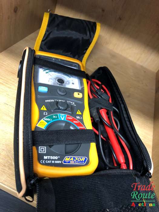 MAJORTECH ANALOGUE INSULATION TESTER MT500