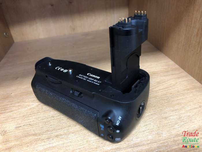 Canon BG-E7 Original Battery Grip for EOS 7D MK 1