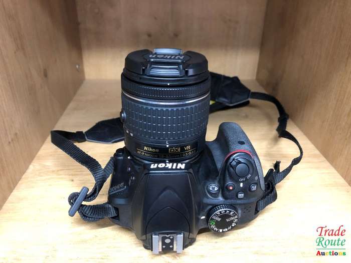 Nikon D3400 24.2 MP CMOS Digital SLR Camera body + Nikon AF-P 18-55 VR Lens Kit