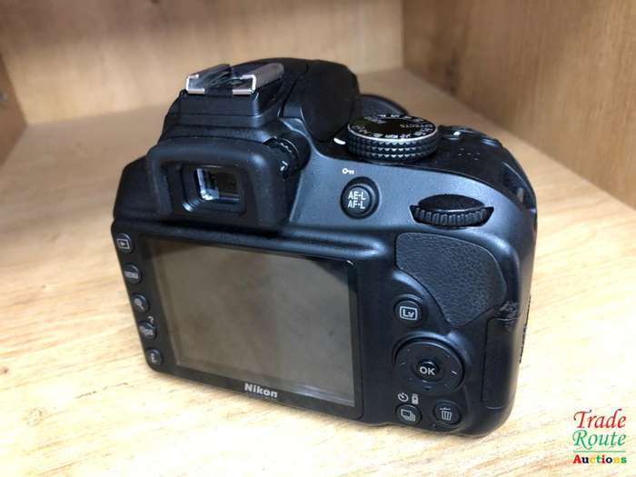 Nikon D3400 24.2 MP CMOS Digital SLR Camera body + Nikon AF-P 18-55 VR Lens Kit
