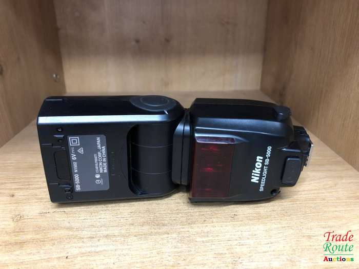 Nikon SB-5000 AF Speedlight Flash for Nikon DSLR Cameras