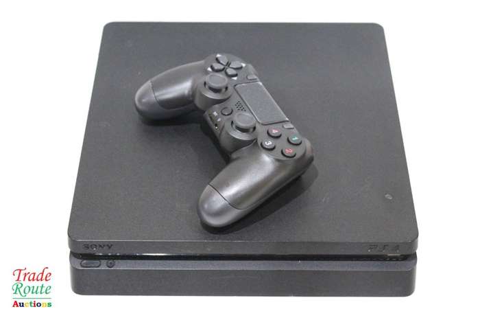 Sony PS4 PlayStation 4 SLIM console 1TB EDITION 1x Generic Controller CUH-2016B * SONY PS4 *