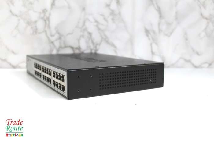 D-Link GigaExpress DGS-1024D 24 Port 10/100/1000 Gigabit Un-Managed Layer2 Switch