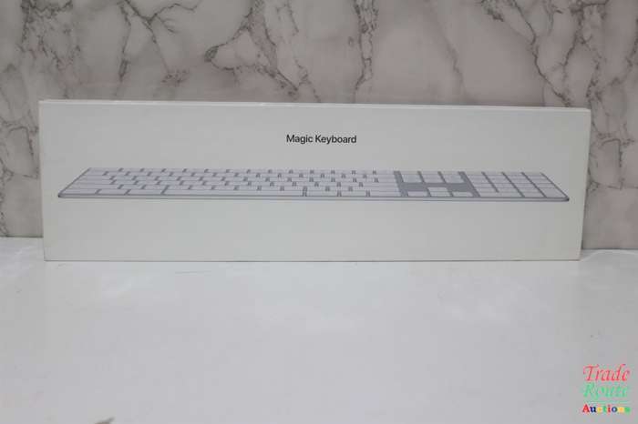 Apple A1843 Wireless Rechargeable Bluetooth Magic Keyboard With Numeric Keypad