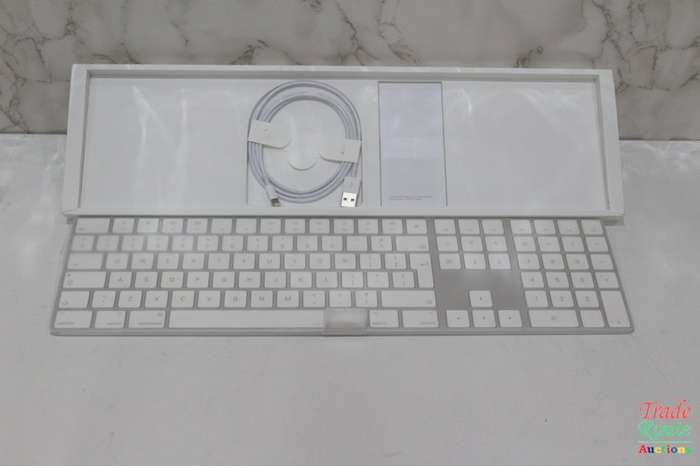 Apple A1843 Wireless Rechargeable Bluetooth Magic Keyboard With Numeric Keypad