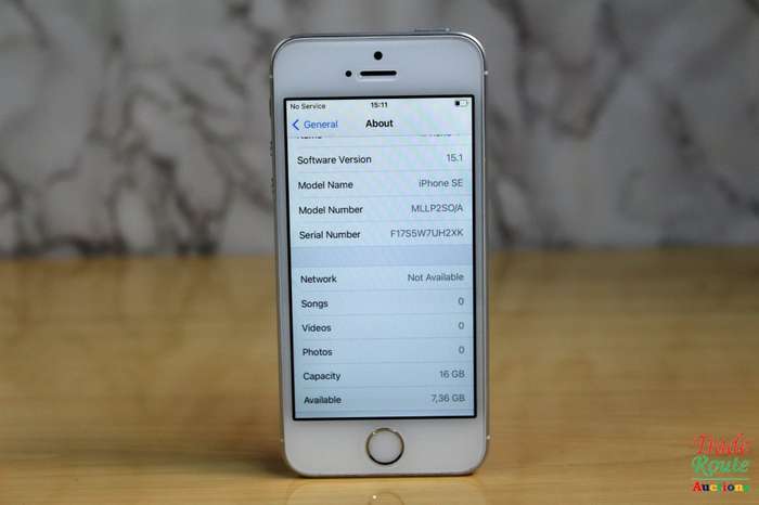 APPLE IPHONE SE | MLLN2SO/A | A1723 | SMART PHONE