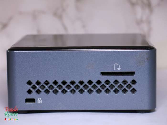 Intel NUC Mini-PC BOX NUC6CAYS | Intel Celeron J3455 1.5GHz | 4GB RAM | 32GB SSD DESKTOP PC