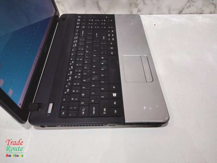 Acer Aspire E1-571 15.6` Laptop | Intel Core i3 3110M 2.4GHz | 4GB RAM | 500GB HDD - LOW BATTERY