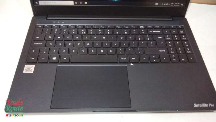 Dynabook Satellite Pro C50-H-103 - Core i3 10th Gen - 8GB HDD - 256GB SSD