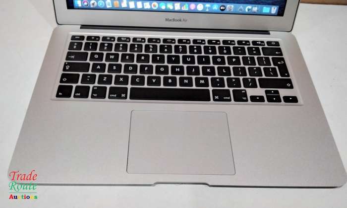 2017 MacBook Air 13.3-inch | Core i5 1.8GHz | 8GB RAM | 128GB SSD MACBOOK AIR 13 INCH