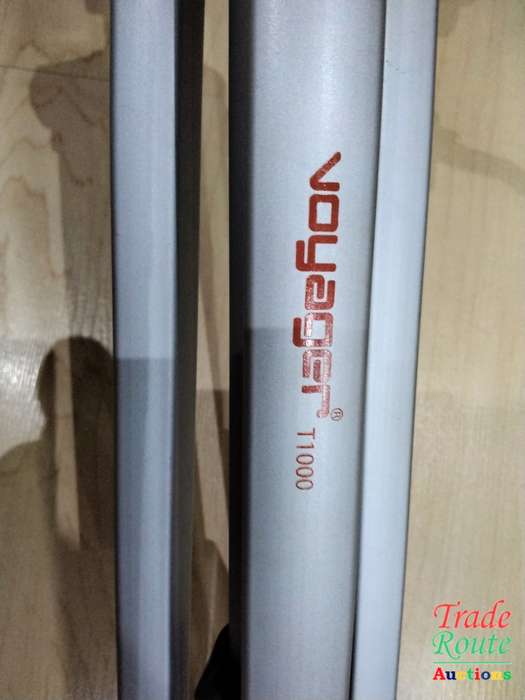 Voyager T1000 Tripod