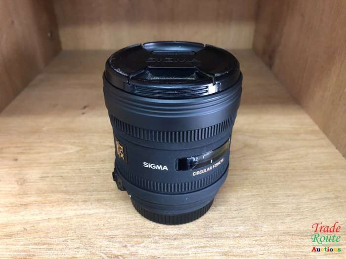 Sigma 4.5mm f/2.8 EX DC HSM Circular Fisheye Lens [SONY A-MOUNT]