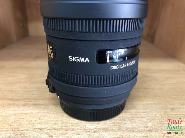 Sigma 4.5mm f/2.8 EX DC HSM Circular Fisheye Lens [SONY A-MOUNT]