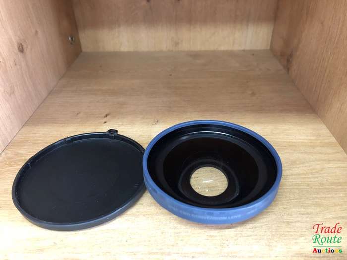 SONY VCL-MHG07 WIDE END CONVERSION LENS X 0.7 - IN LENS CASE