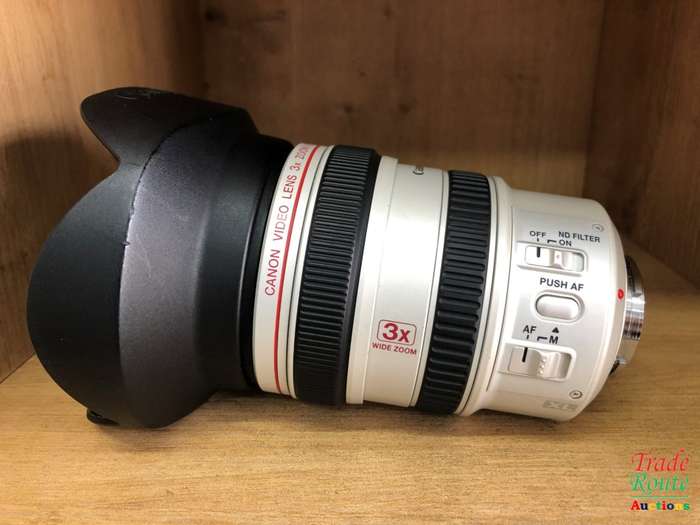 Canon Video Lens 3x Zoom XL 3.4-10.2mm 1:1.8-2.2 for Canon XL-2 XL-1S and XL-1 Camcorders