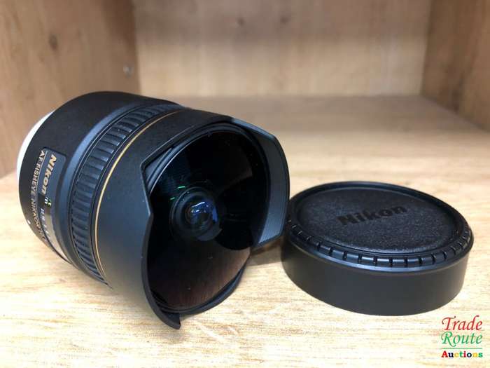 Nikon AF DX Fisheye-NIKKOR 10.5mm f/2.8G ED Lens