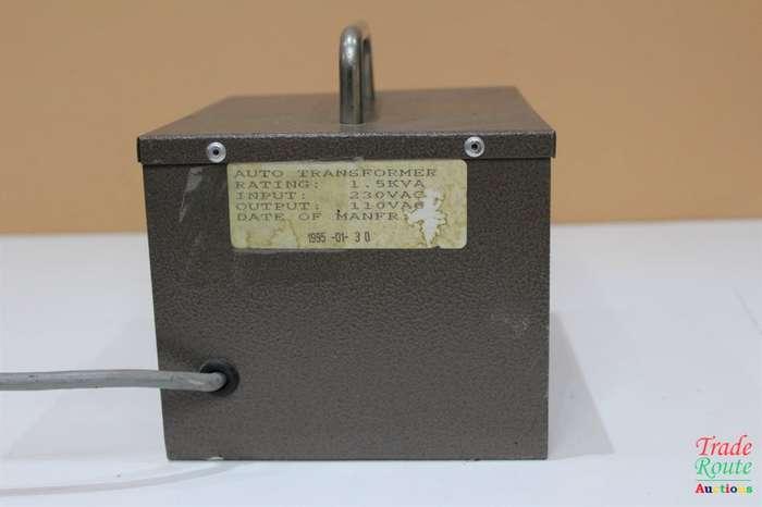Auto Step Down Transformer 220V to 110V US PLUG