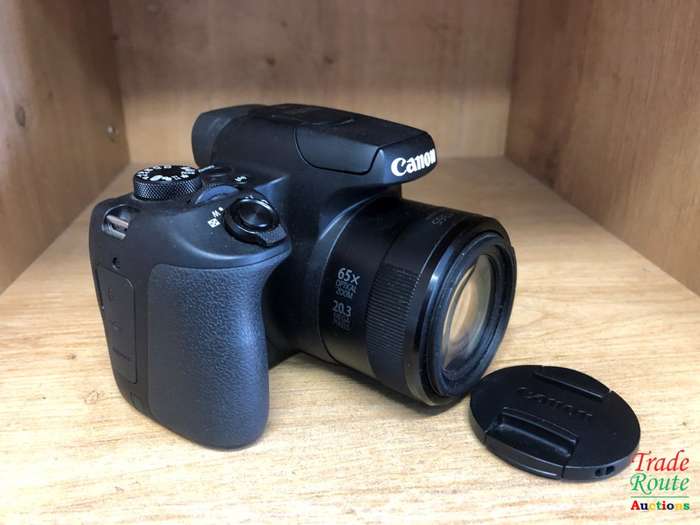 Canon PowerShot SX70 HS 4K 20.3MP 65x Optical Zoom Wi-Fi Digital Camera