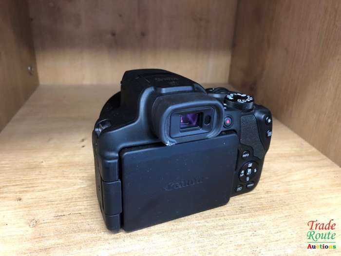 Canon PowerShot SX70 HS 4K 20.3MP 65x Optical Zoom Wi-Fi Digital Camera
