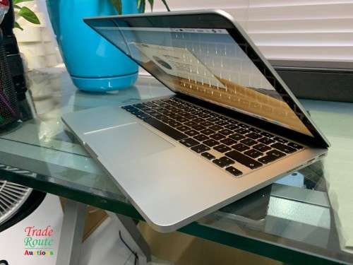 MacBook Pro 13.3-inch 2014 Retina | Core i5 2.6GHz | 8GB RAM | 256GB SSD
